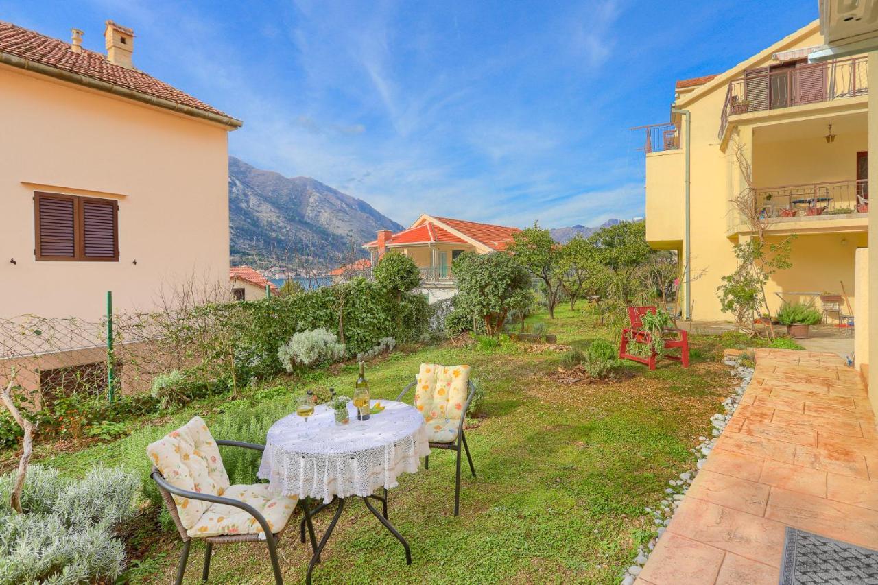 Apartment Castellino Котор Екстер'єр фото